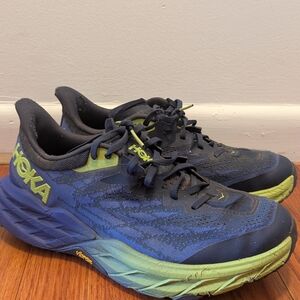Hoka Speedgoat 5